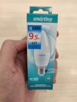 Светодиодная лампа 9.5W свеча холодный свет E27