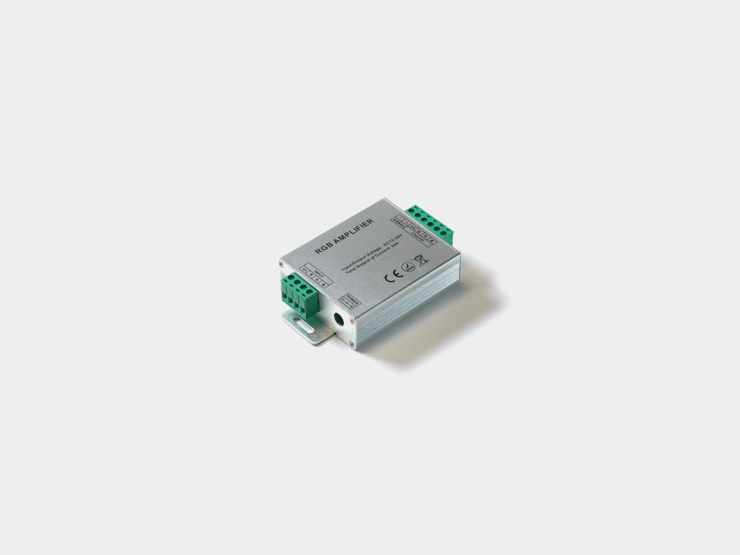 rviymvmu9un548br11btjxcy1sh3jifc.png Усилитель сигнала RGB 24A SWG — изображение 1